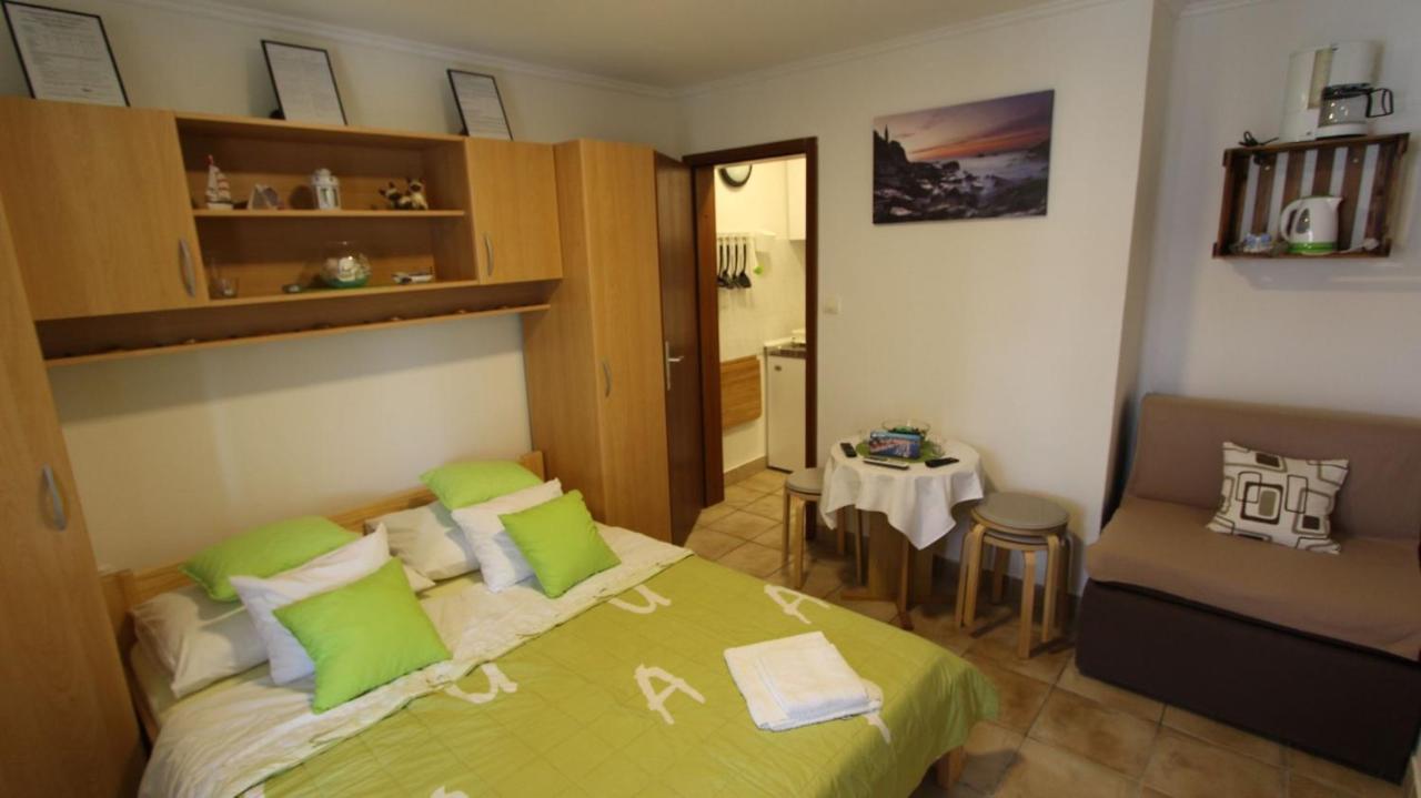 Apartment Kreslin Vantacici Buitenkant foto
