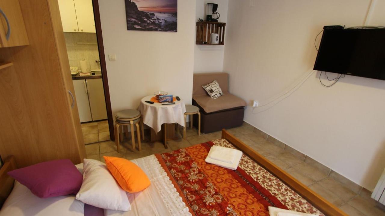 Apartment Kreslin Vantacici Buitenkant foto