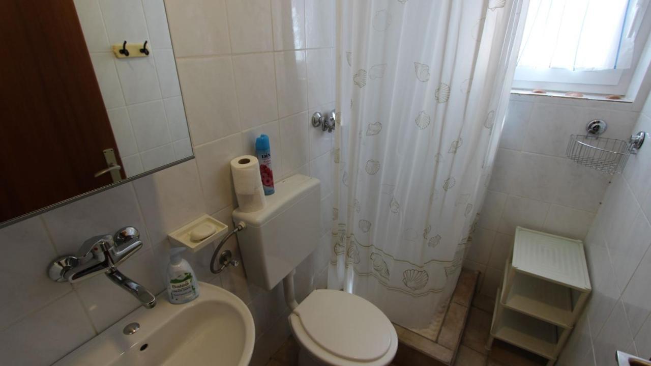 Apartment Kreslin Vantacici Buitenkant foto